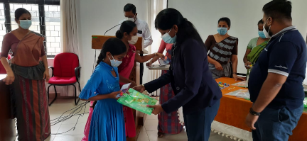 Nena daru diriya Scholarship
